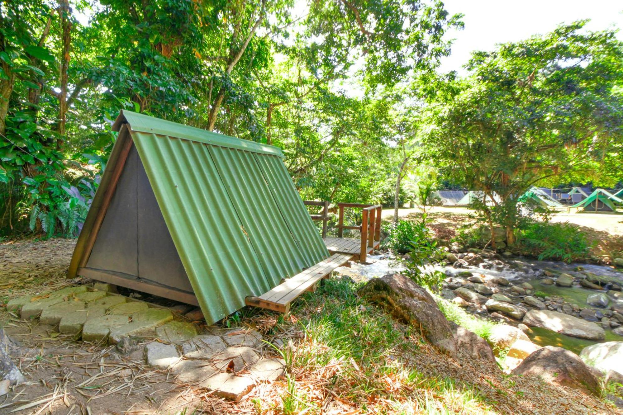 Hut with balconi with a waterfall view,1740451418:JPEG