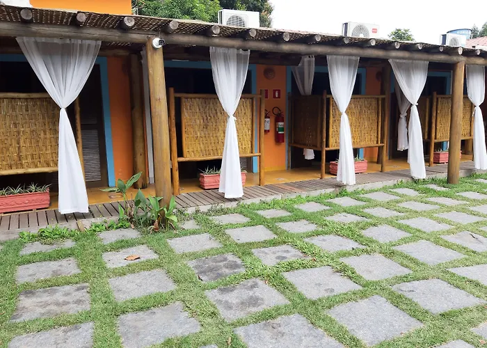 Hotel com piscina: Pousada Canoa Caiçara Ilhabela